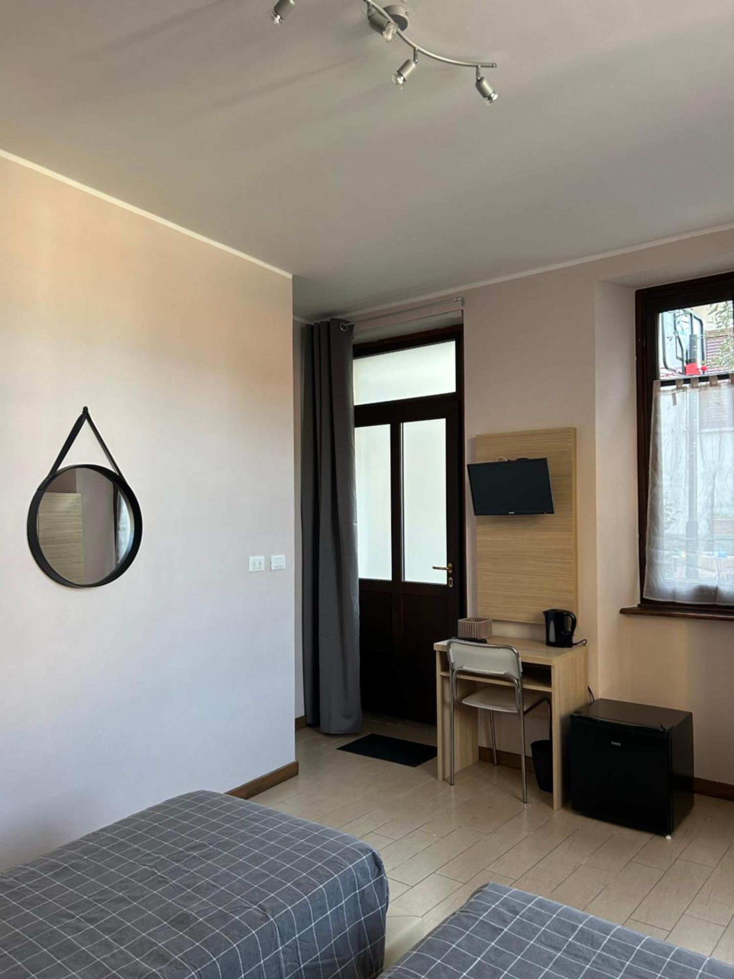Casa Giardinetto Hotel สเตรซา ภายนอก รูปภาพ